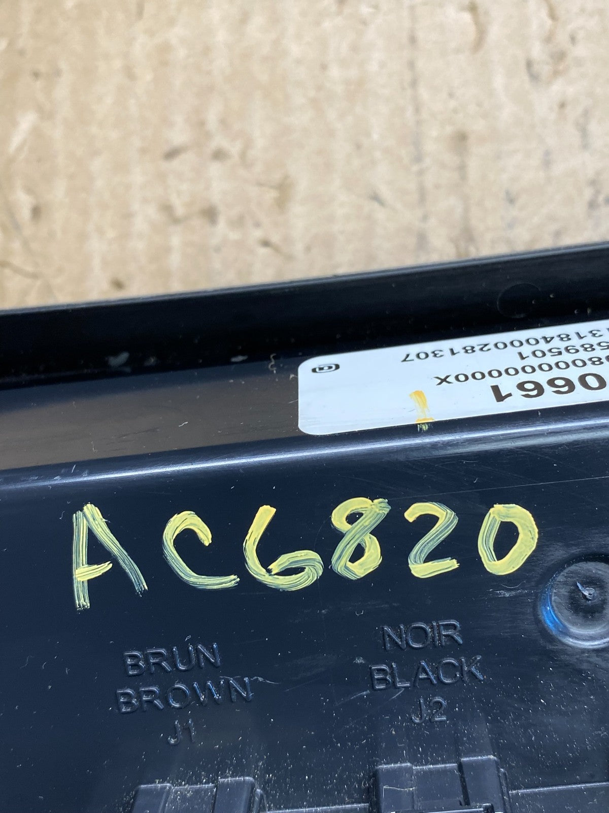 2013 - 2016 GMC Acadia A/C Heater Climate Control Radio Panel Bezel OE ac6820 DG6