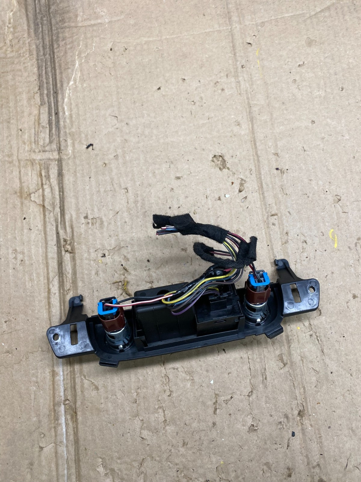 2007 - 2014 Chevrolet Tahoe Yukon Pedal Traction Control Switch OEM X5925 DG3