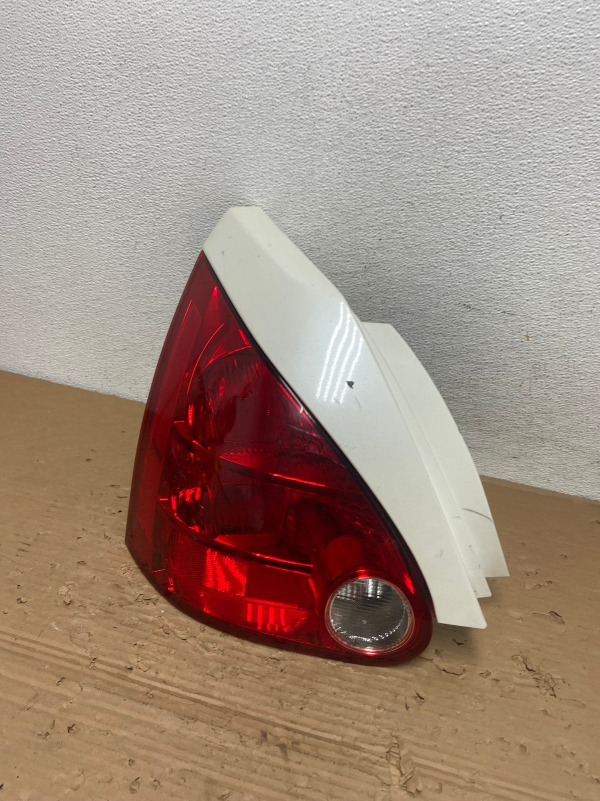 2004 2005 2006 2007 2008 Nissan Maxima Left Driver Lh Tail Light AD4369 LK0
