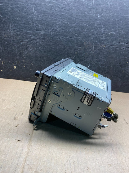 2009 to 2012 Hyundai Santa Fe AM/FM Navigation Radio CD Player AJ0142 DW1