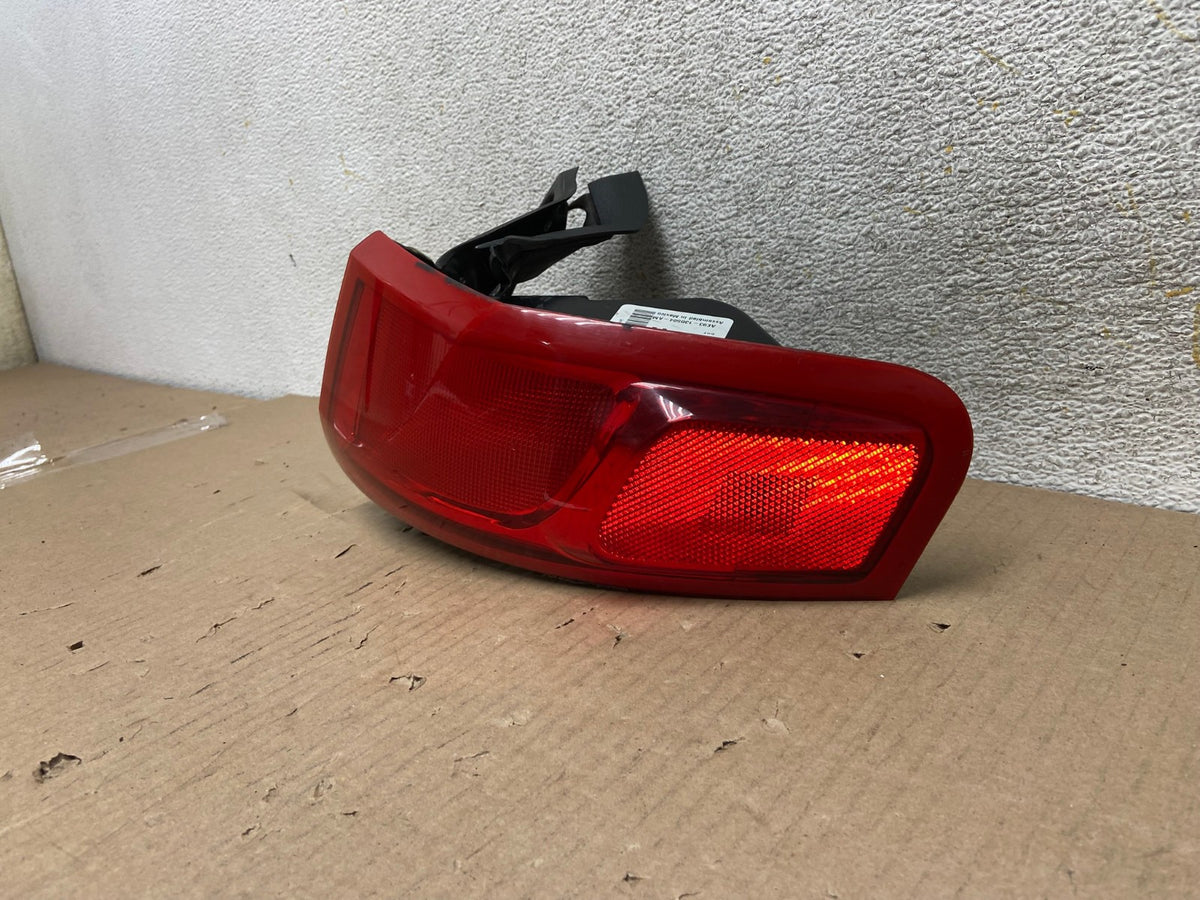2010-2018 Lincoln Mkt Right Passenger Rh Side Tail Light AH5780 LK2
