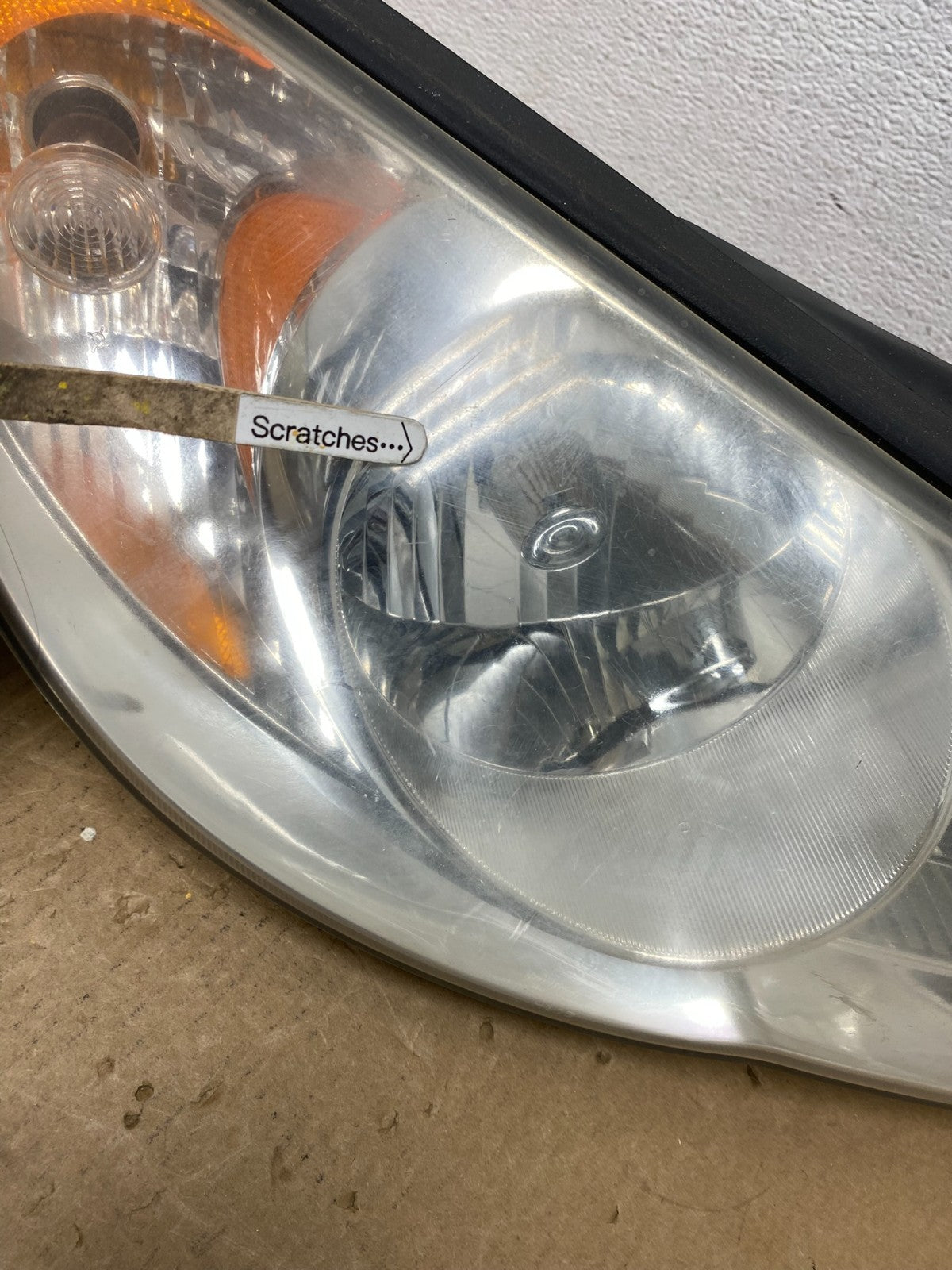 2007 2008 2009 2010 Hyundai Elantra Right Passenger Side Headlight AC1207 DW3