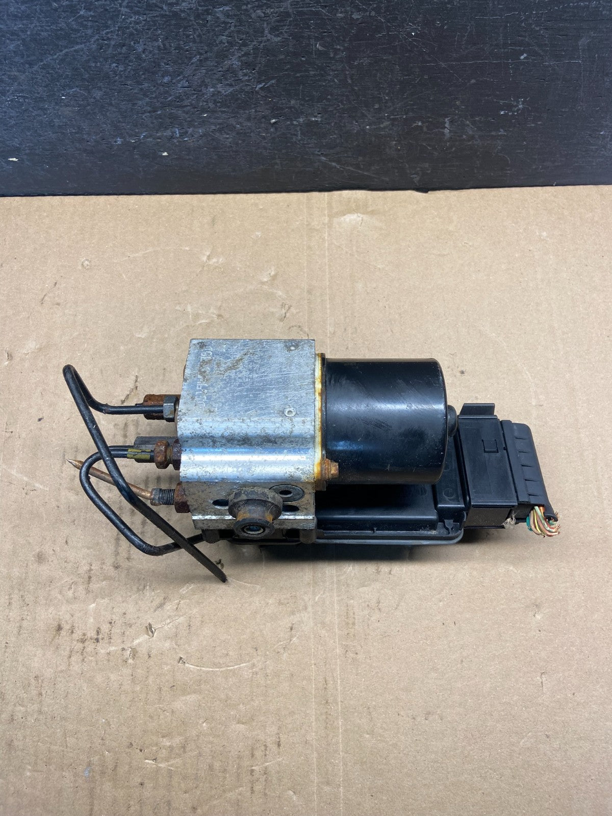 2006 2007 Ford E250 E350 Econoline Anti-Lock ABS Antilock Brake Pump af9338 DG1