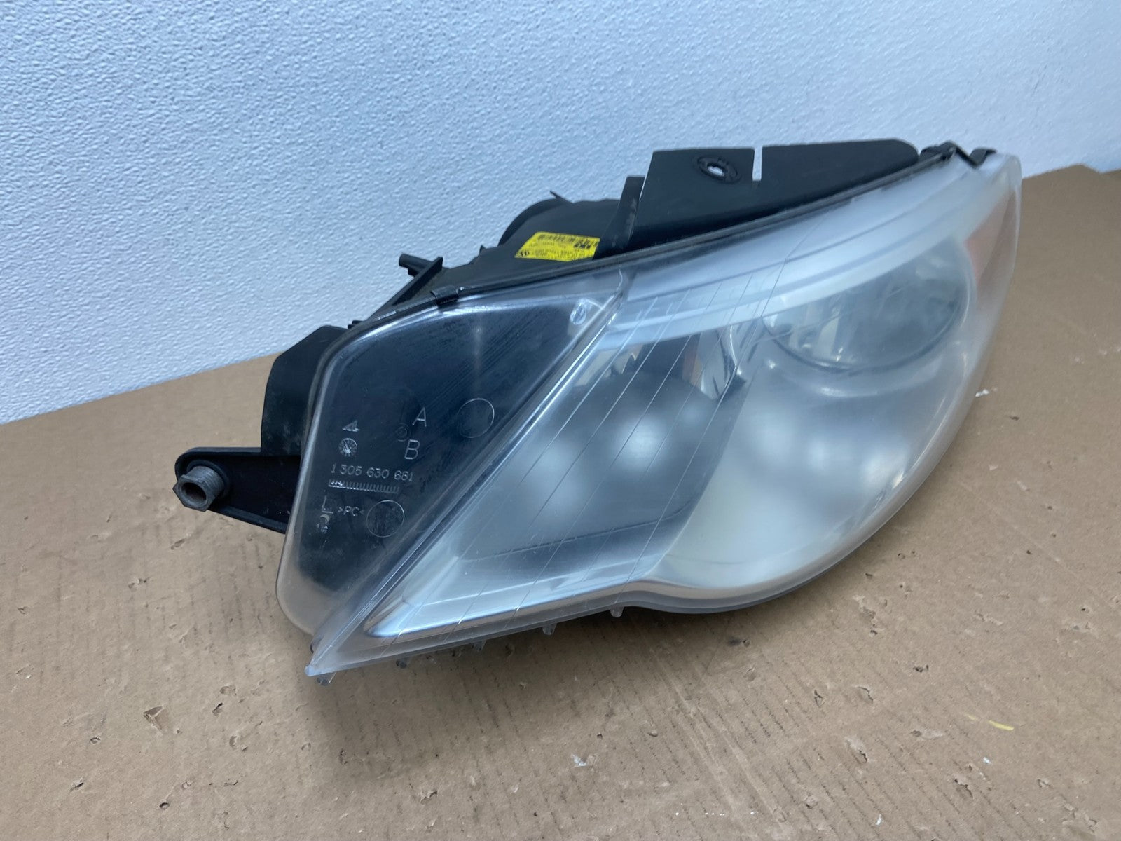 2009 - 2012 Volkswagen CC Left Driver Lh Side Headlight Halogen Oem AB6507 DW2