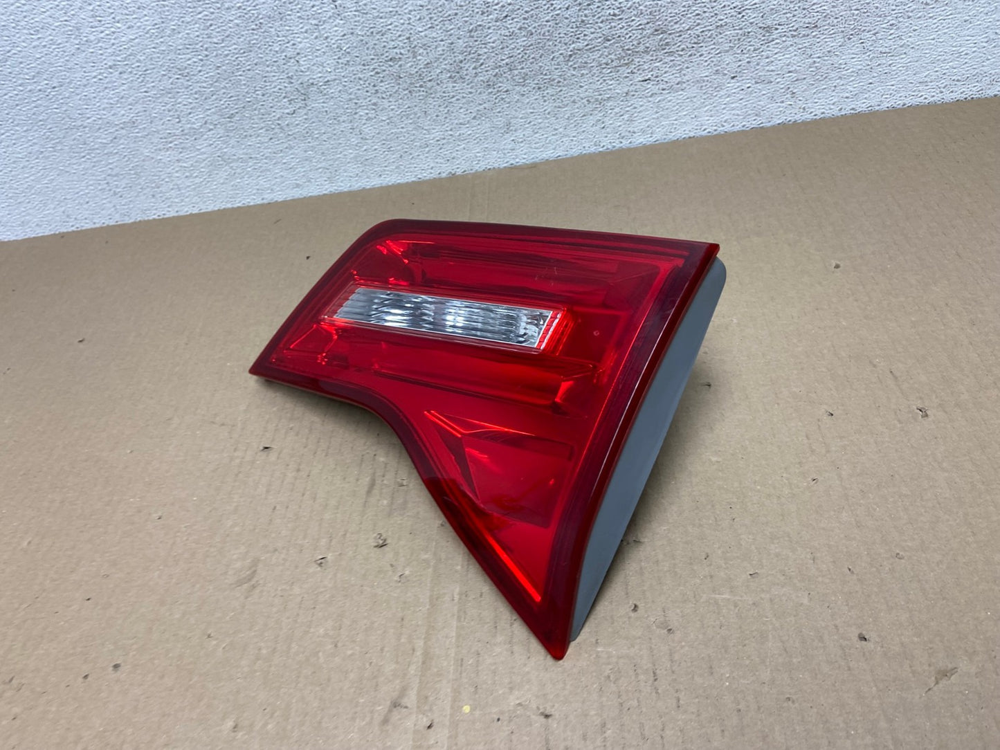 2007 2008 2009 Acura Mdx Right Passenger Rh Side Inner Tail Light AE9472 LK1