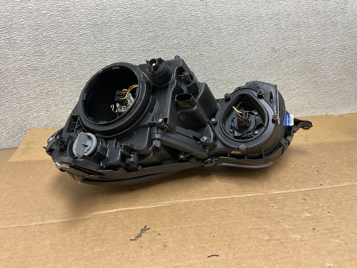 2003-2006 Mercedes E E320 E350 Class Right Passenger Halogen Headlight AB5079 DW4