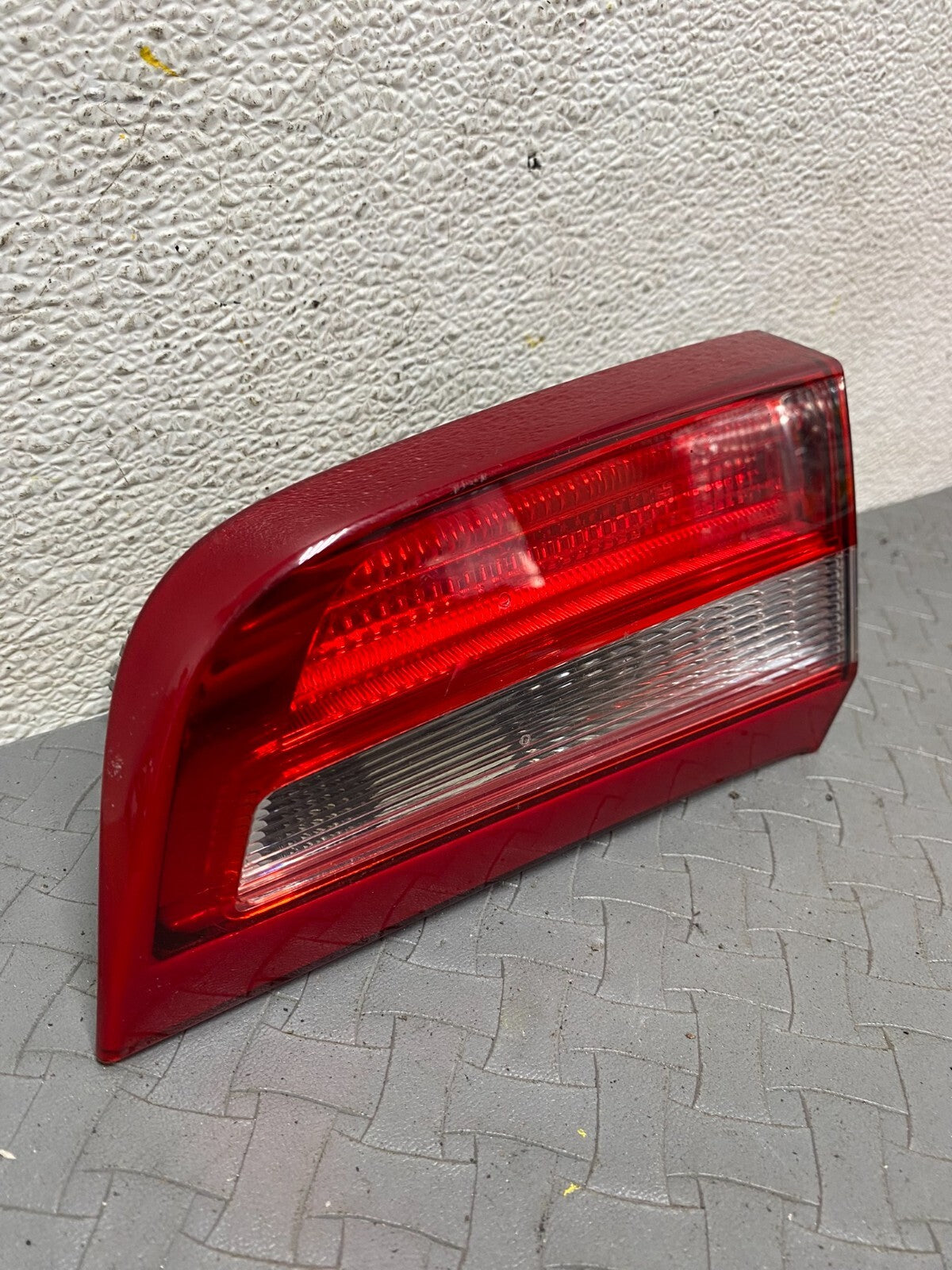 2011 to 2017 Volvo S60 Right Passenger RH Inner Tail Light OEM A5781 DG12