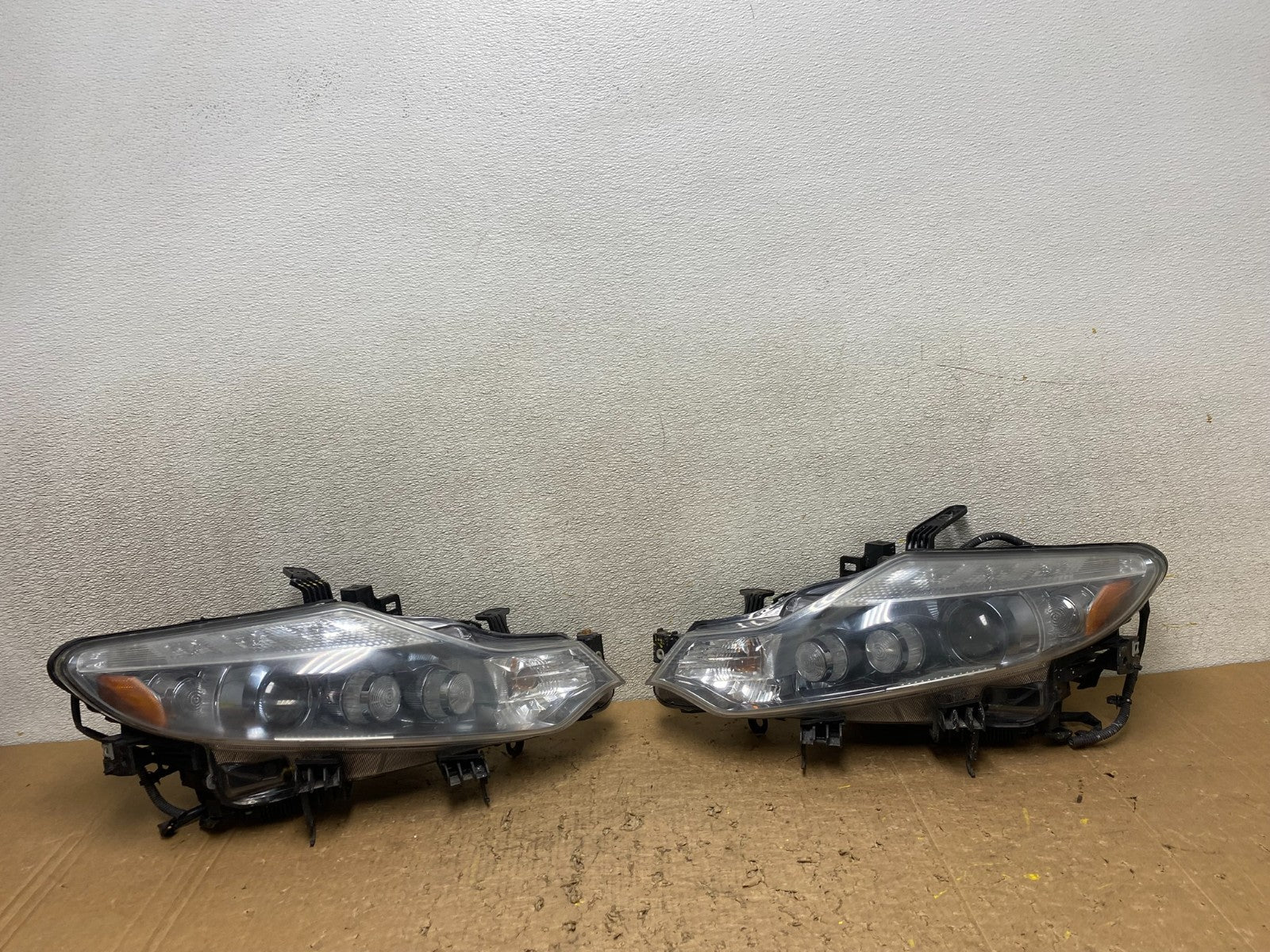 Xenon 2011 2012 2013 2014 Nissan Murano Headlights Left+Right Oem V8590 DW0