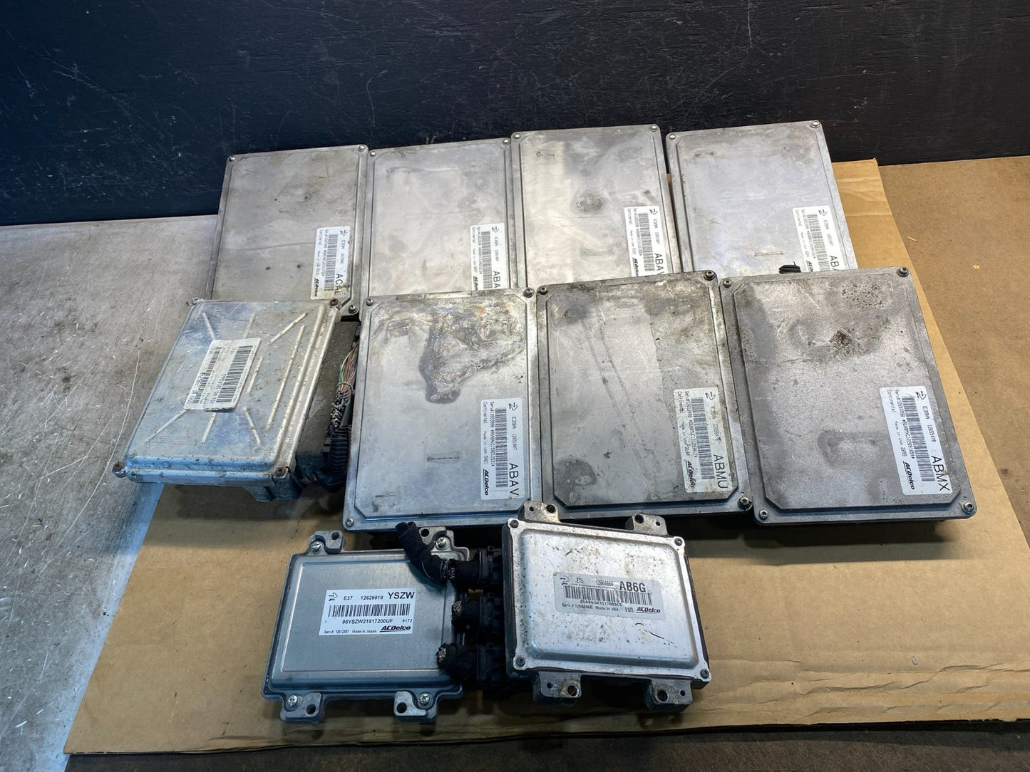 Mix of 10 Chevrolet ECM Engine Computer Module AD75800