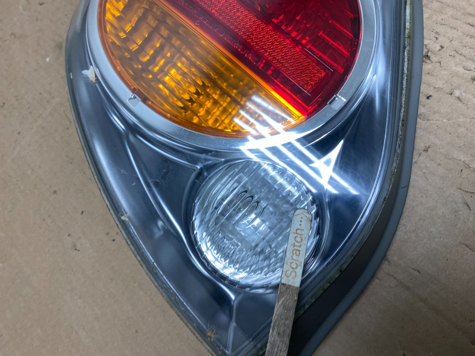 2002 2003 Nissan Maxima Left Driver Lh Side Tail Light W0844 DW4