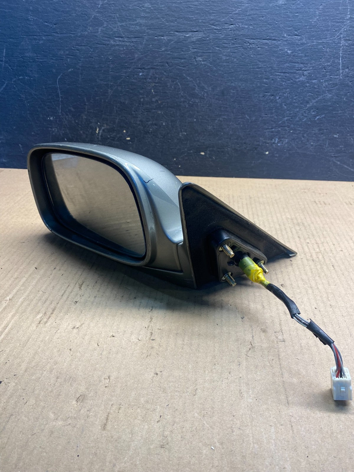 1997 to 2001 Lexus ES300 Left Driver LH View Door Mirror AE6337 DW11