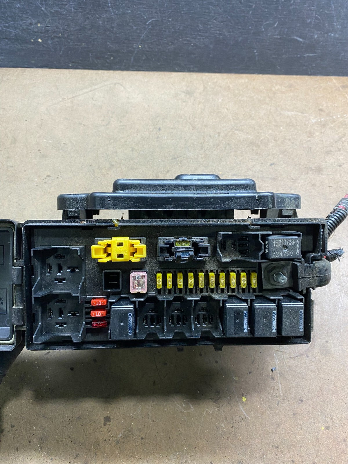 2005 Jeep Grand Cherokee Fuse Box Relay Panel M3168 PS4