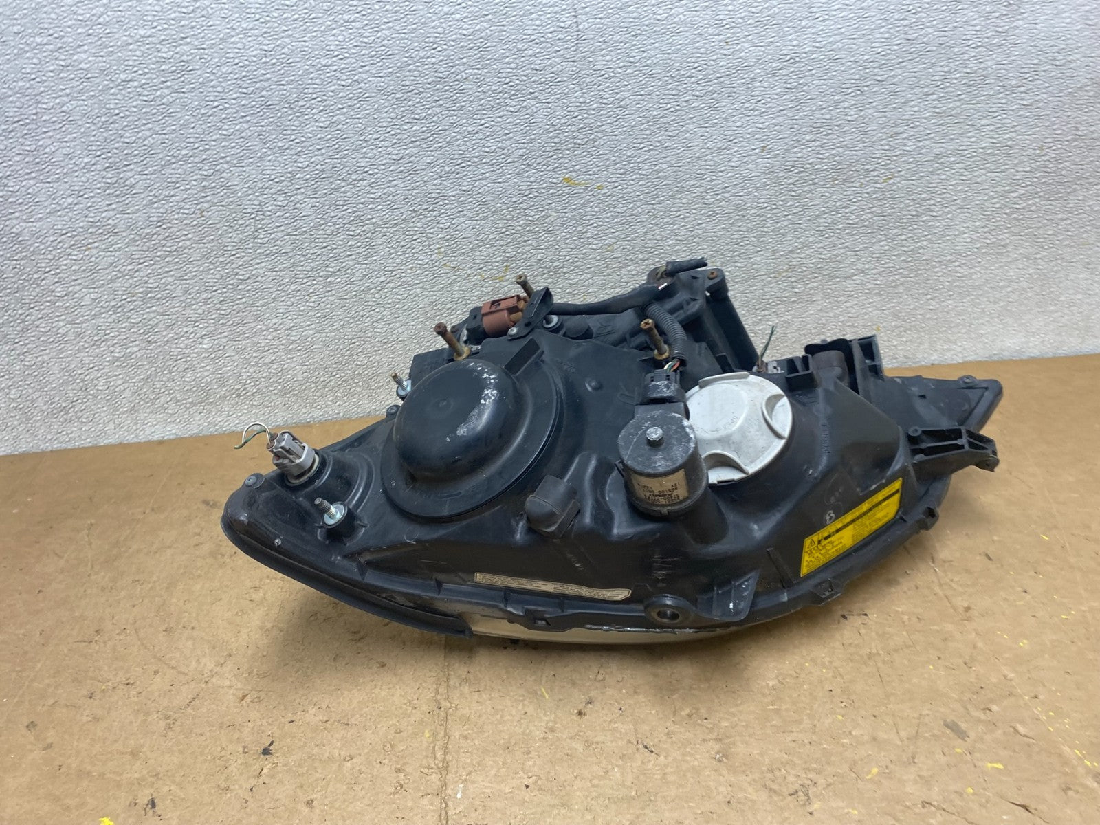 2001 2002 2003 Lexus RX300 Right Passenger Headlight Xenon HID AD2396 DW7