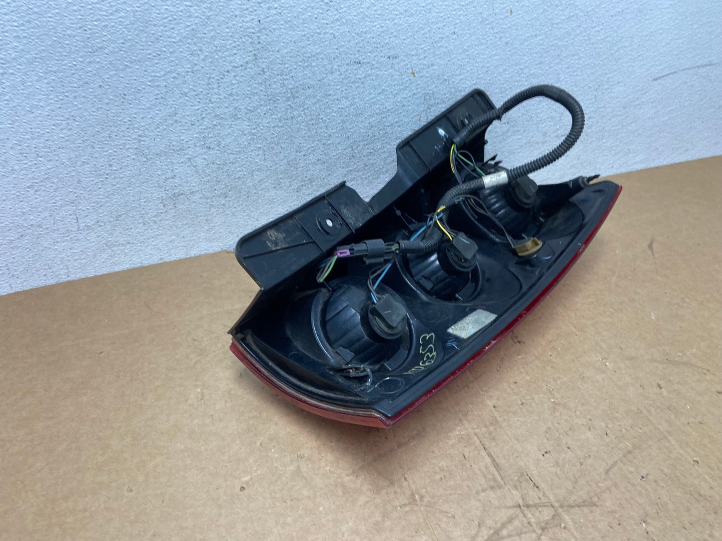 2007 to 2011 GMC Yukon Right Passenger RH Side Tail Light AD6353 LK6