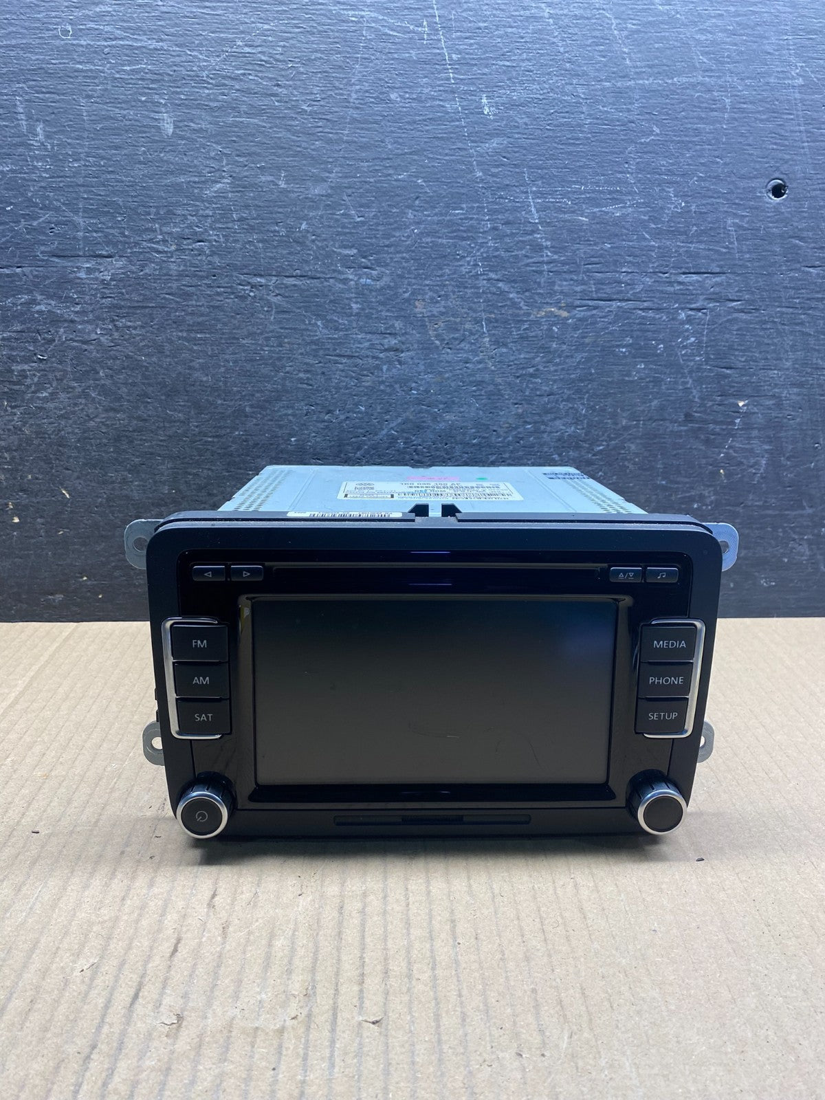 2012 to 2017 Volkswagen Passat Jetta Radio CD Player AM/FM Media AJ0338 DG0