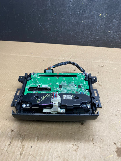 2009 - 2010 Nissan Murano AM FM Radio CD Climate Control Panel AC6470 DG4