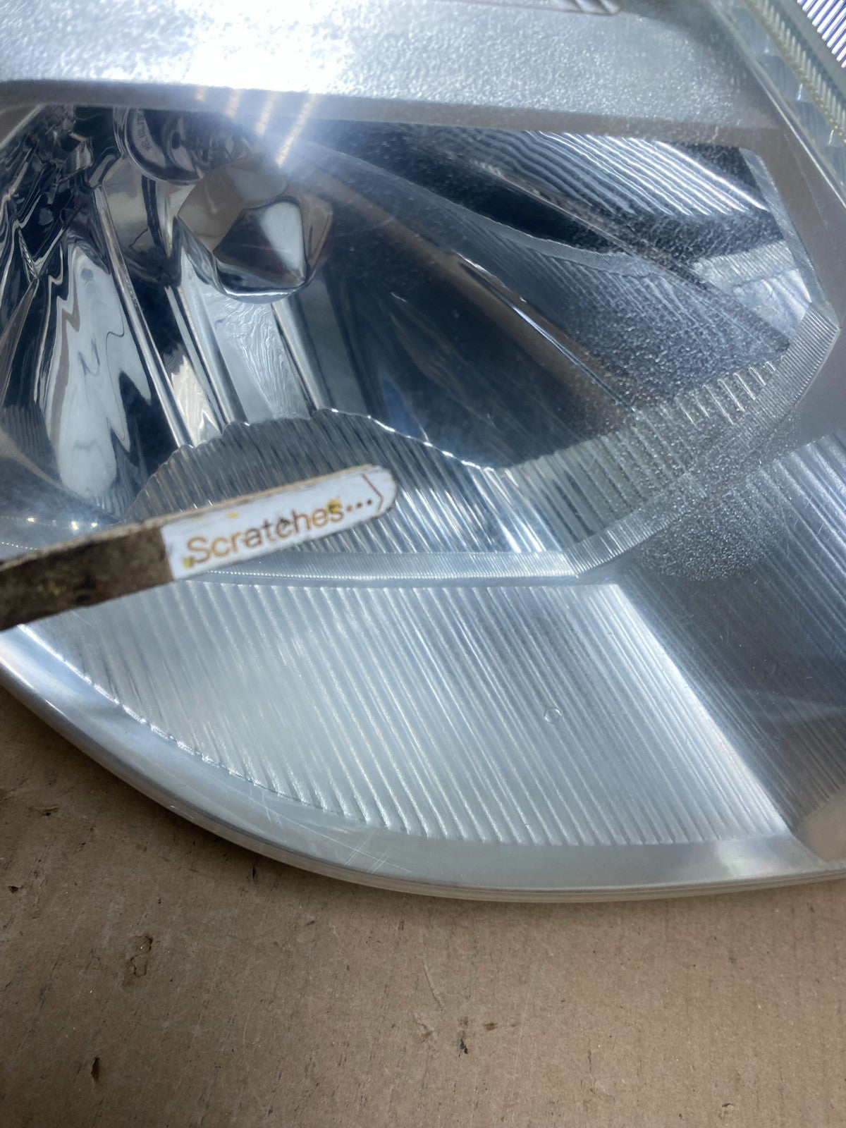 2008 to 2012 Nissan Versa Headlight Right Passenger Rh Side AJ2474 DW3