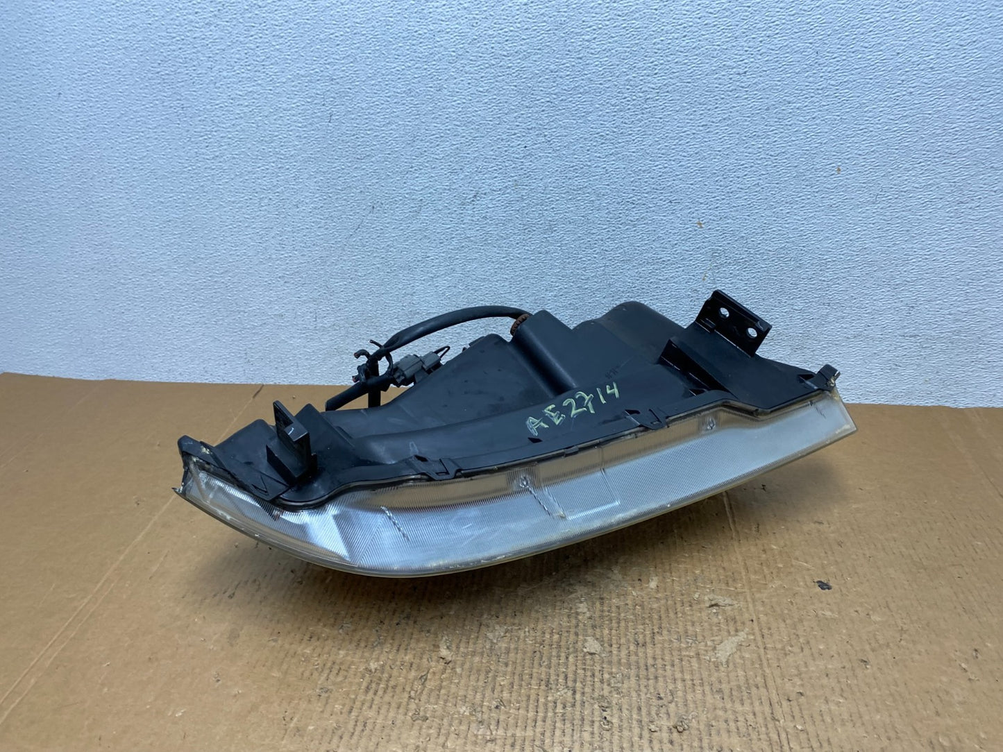 2004 2005 2006 Acura MDX Left Driver LH Headlight Halogen AE2714 DW7