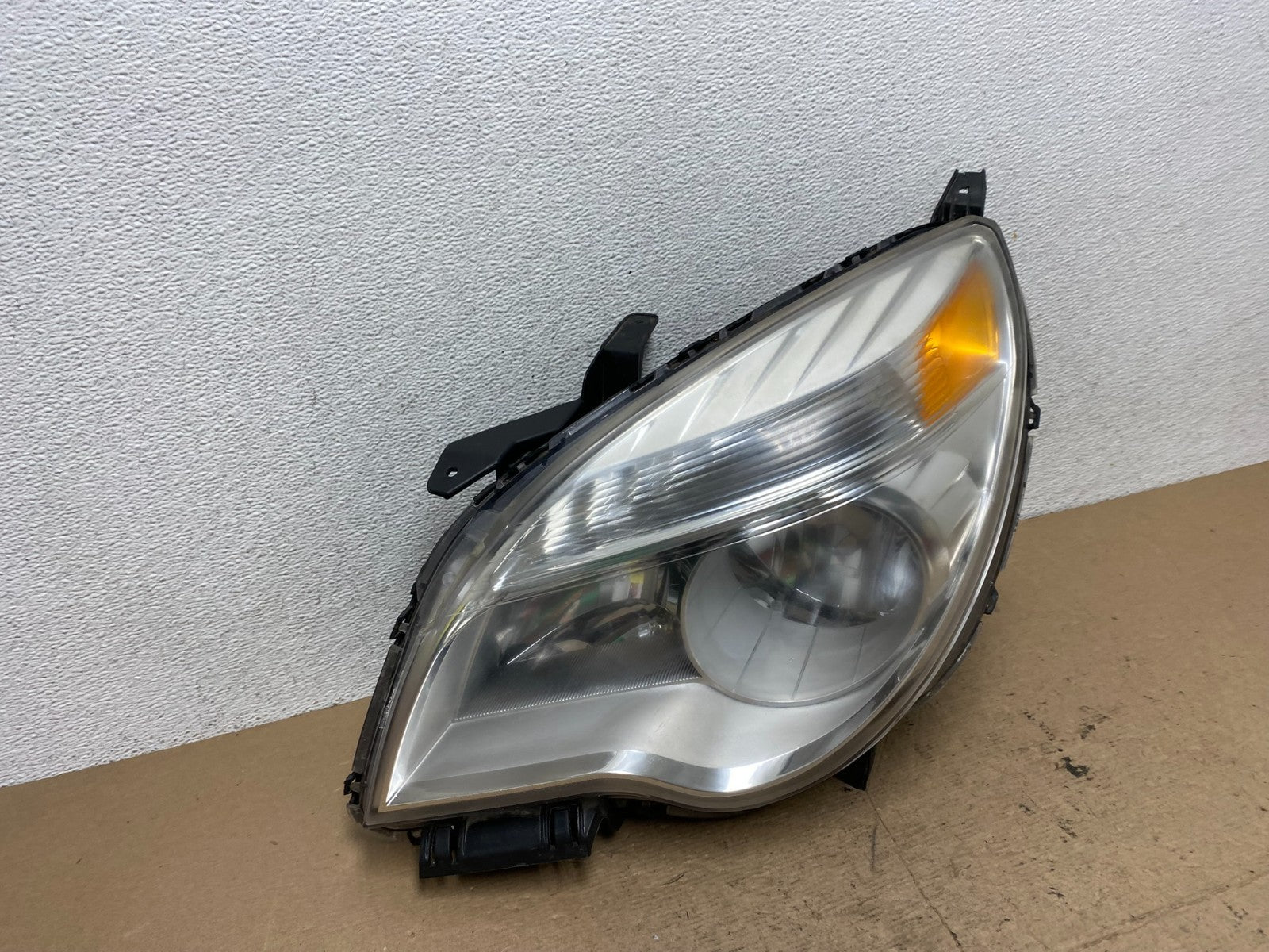 2010-2015 Chevrolet Equinox Halogen Headlight Left Driver LH Side AF5691 DW2