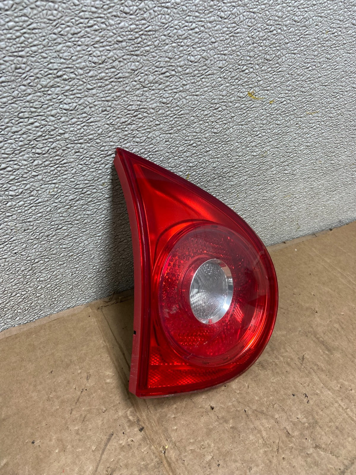2006-2009 Volkswagen Golf Left Driver Lh Side Tail Light Inner Trunk AA2587 GD2