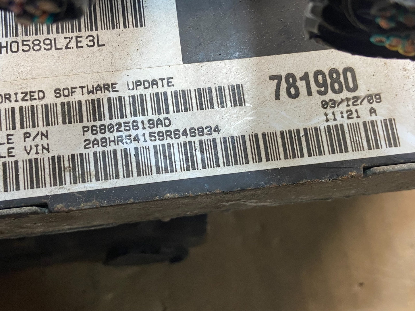 2008 2009 Caravan Town & Country 3.8L Engine Control P68025819AD AF9121 DG2