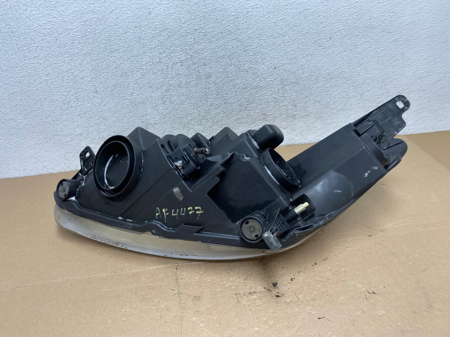 2013 to 2016 Ford C-MAX Right Passenger Side Headlight AF4477 LK6