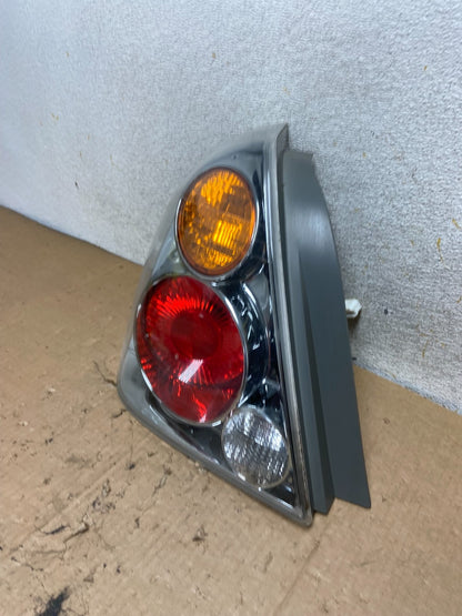 2002 2003 2004 Nissan Altima Tail Light Left Driver Lh Side AI9173 LK1