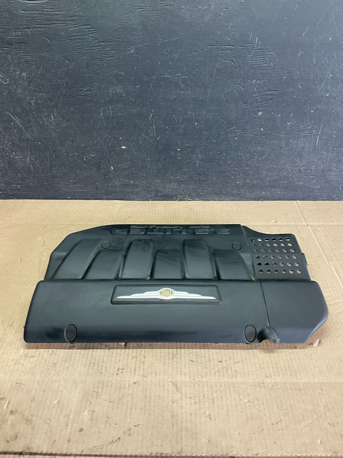 2004 2005 2006 Chrysler Pacifica 3.5L Engine Cover Motor J6913 DG1