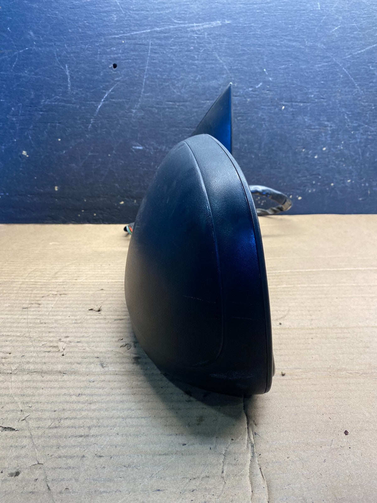 1999 to 2006 Chevrolet Silverado Suburban Left Driver Mirror AA5666 MS9
