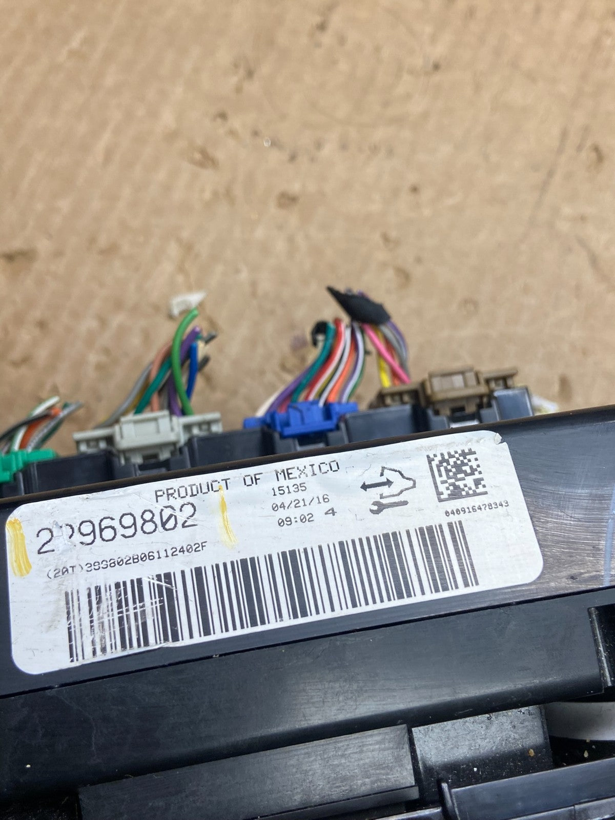 2013 to 2017 Chevrolet Traverse Radio Bezel Ac Heater Climate Control Z4262 DG5