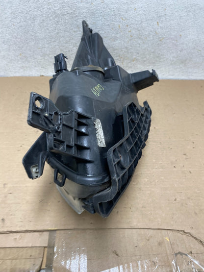 2013 - 2016 Ford Escape Headlight Right Passenger RH Side Halogen AI1003 DW8
