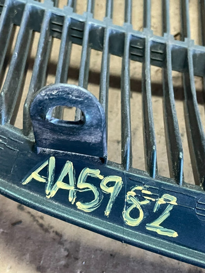 1995 - 1998 Chrysler Cirrus 95-96 Dodge Stratus Chrome Grille AA5982 DG7