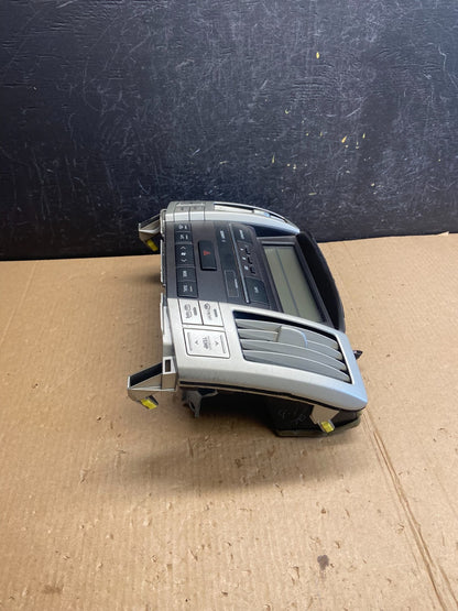 2005-2009 Lexus RX330 RX350 Radio AM/FM Climate Air Vent AE3848 DG2