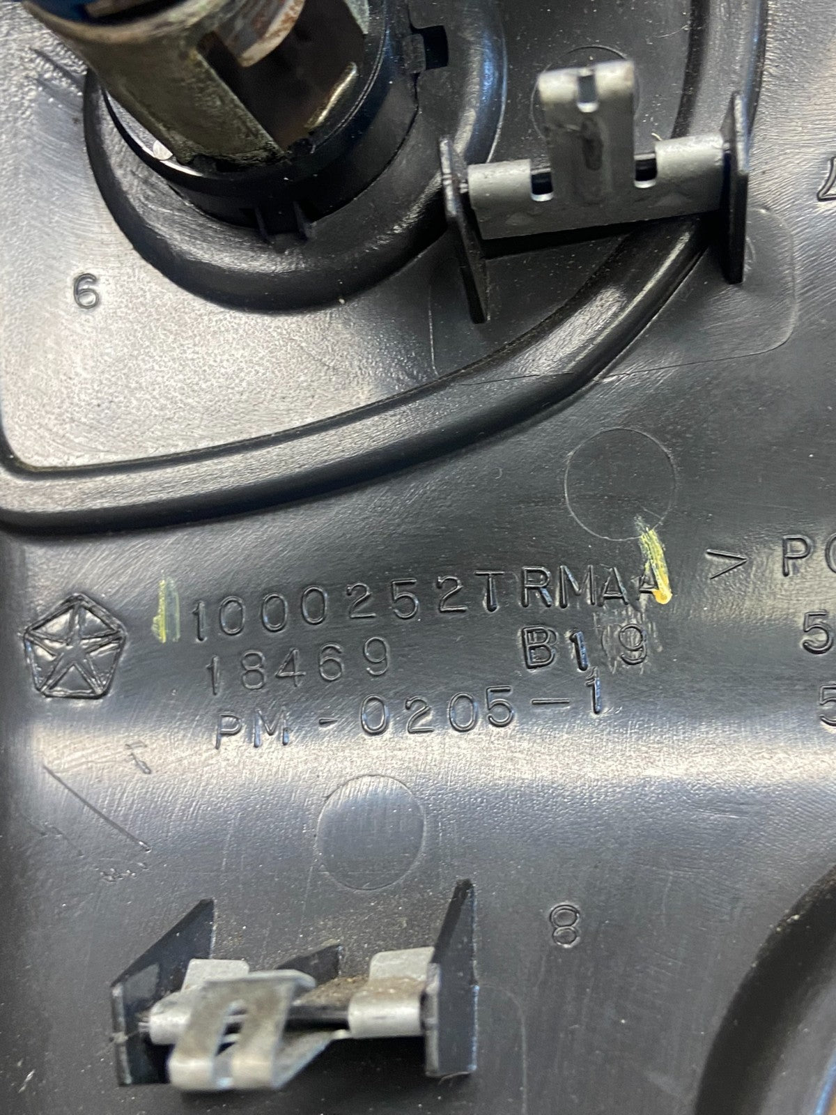 2002 to 2005 Dodge Ram Radio Climate Control Dash Air Vent Bezel Trim AF1521 DG5