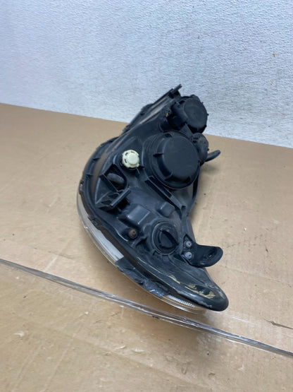 2007 2008 2009 2010 Hyundai Elantra Right Passenger Side Headlight AE6740 DW6