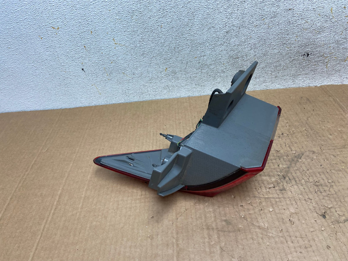 2011 to 2017 Nissan Quest Left Passenger LH Side Tail Light AI4748 LK3