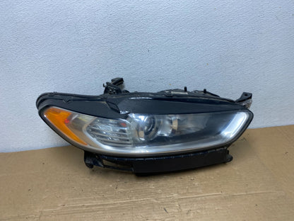 2013 to 2016 Ford Fusion Right Passenger Rh Side Headlight AD4054 DW0