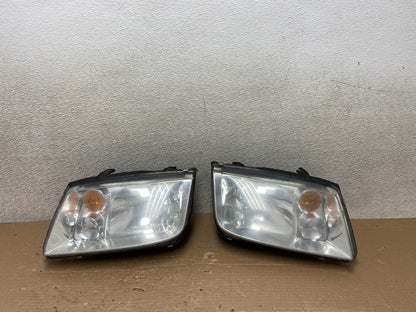 2002 to 2004 Volkswagen Jetta Left+Right Halogen Headlights AB1413 DW0