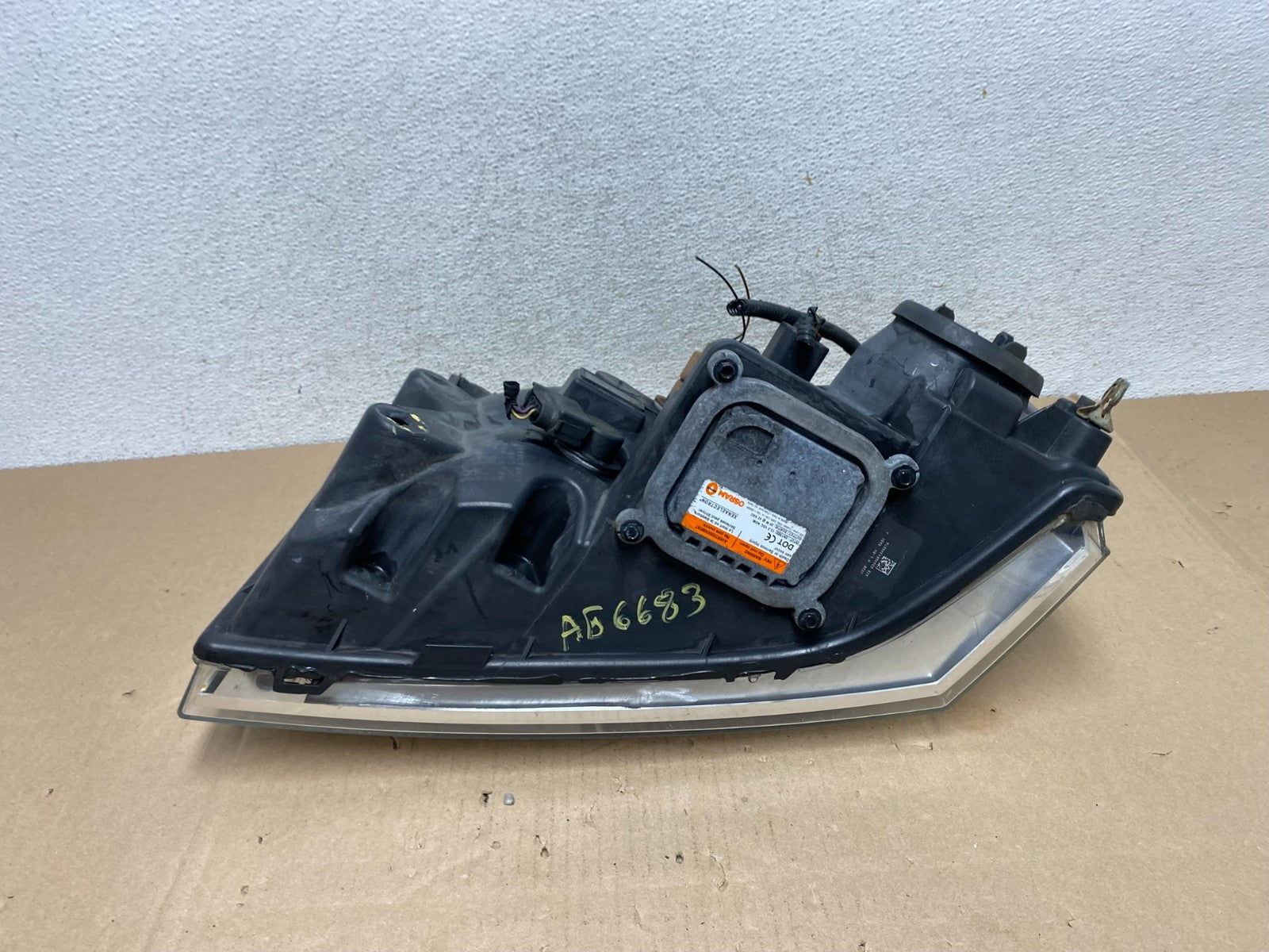 2007-2014 Lincoln Navigator Right Passenger RH Xenon HID Headlight AG6683 DW10