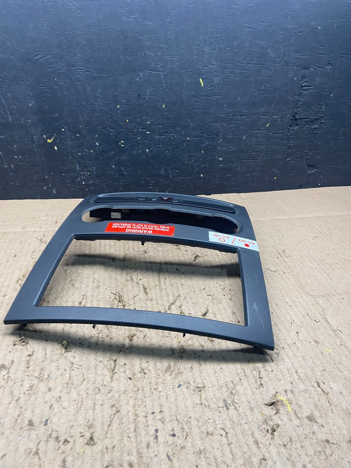 2007-2018 Mercedes Dodge Sprinter Center Console Radio Instrument Panel Q1051 DG3
