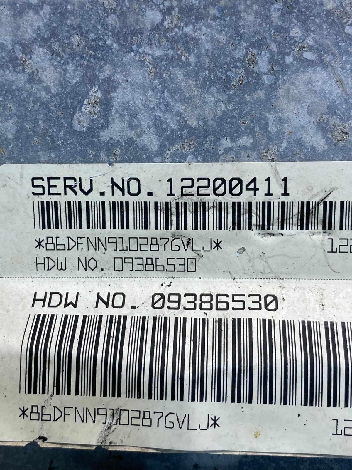 2001-2002 Silverado Tahoe Engine Computer Module 12200411 ECM ECU AH7329 DG2
