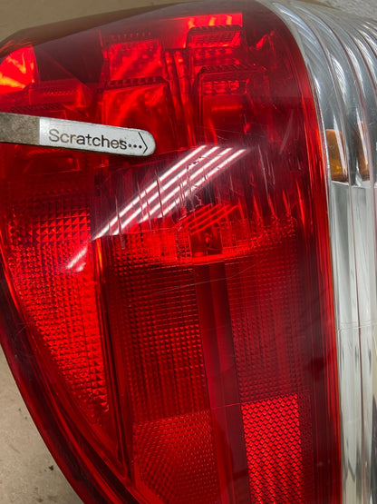 2005 2006 2007 Honda Odyssey Right Passenger RH Side Tail Light AF5717 LK3