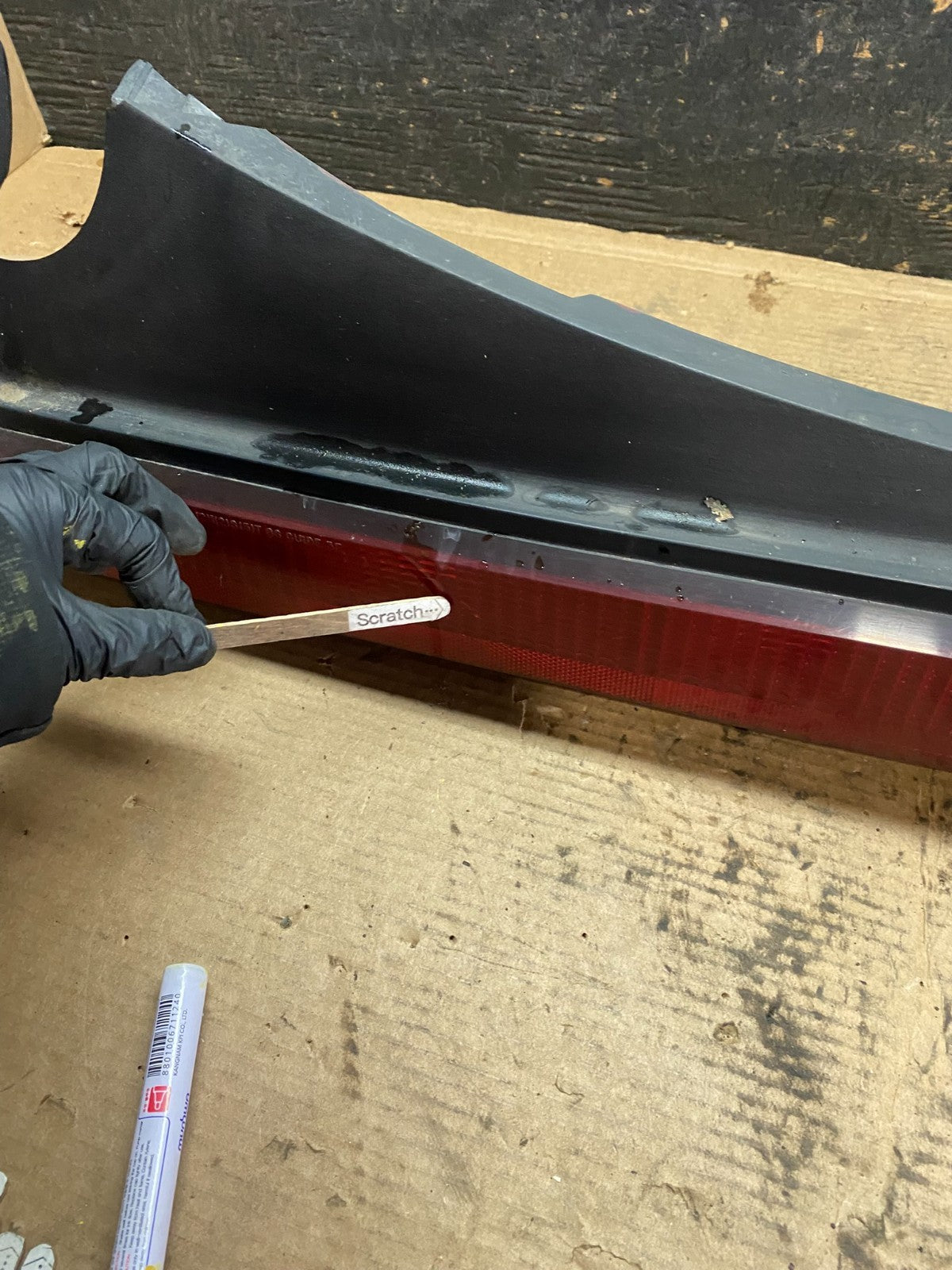 1986 to 1989 Oldsmobile Toronado Rear Center Tail Light Panel OEM V9578 PS5