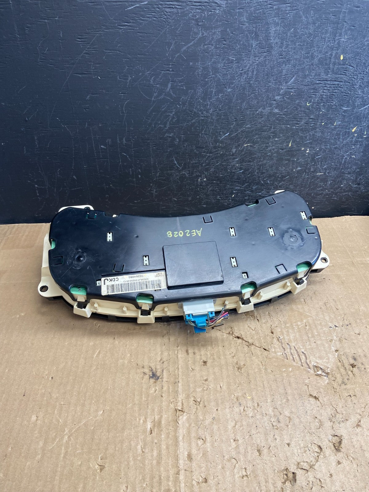 1999 to 2002 Chevrolet Silverado Sierra Cluster Gauge Speedometer ECM AE2028 DG5