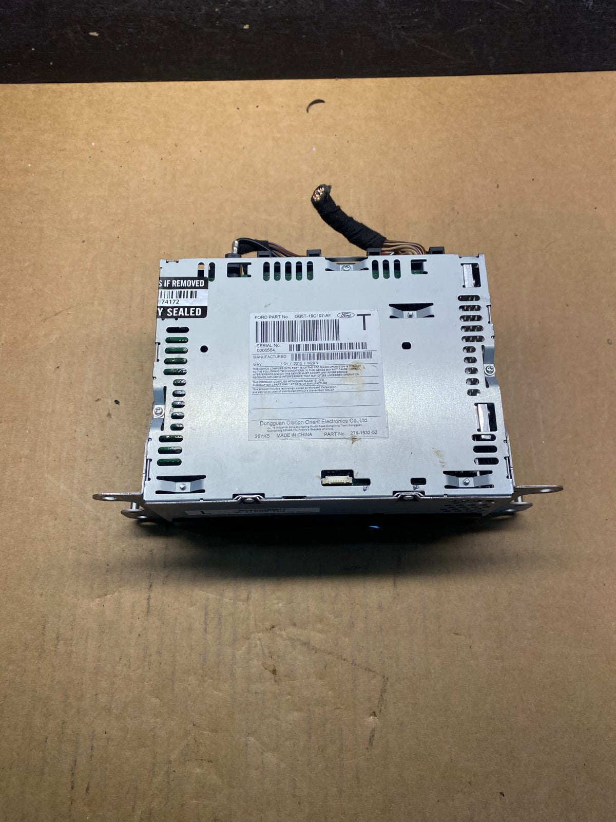 2016 to 2017 Ford Explorer Audio Equipment Radio Receiver AM FM CD AH4995 DG4