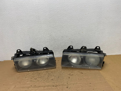 1992 to 1999 Bmw E36 318i 328i Left+Right Halogen Headlights AD4349 DW0