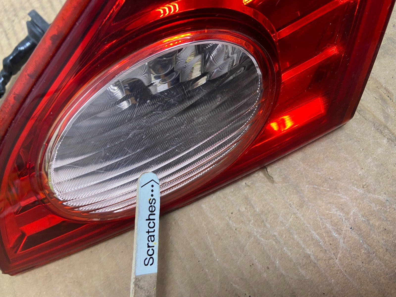 2009 2010 Nissan Murano Right Passenger RH Side Inner Tail Light Oem AA6480 LK3