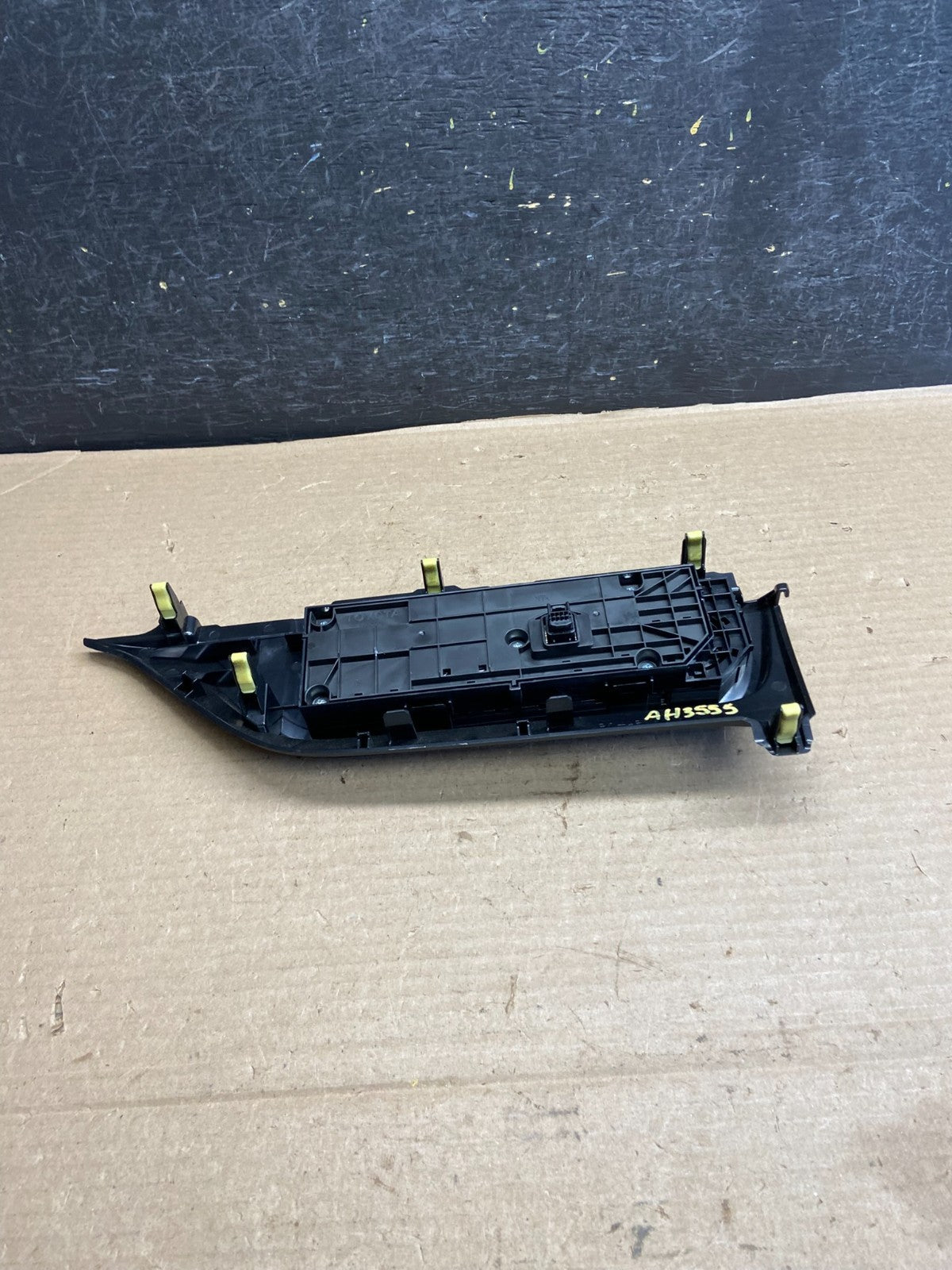 2014 to 2016 Toyota Corolla Climate Heater A/C AC Control Panel AH3555 DG3