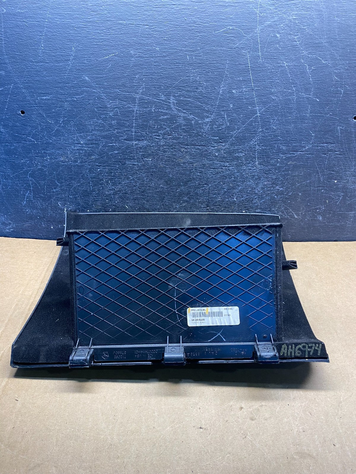 2011-2021 Jeep Grand Cherokee Front Right Passenger Storage Glove Box AH6974 DG5