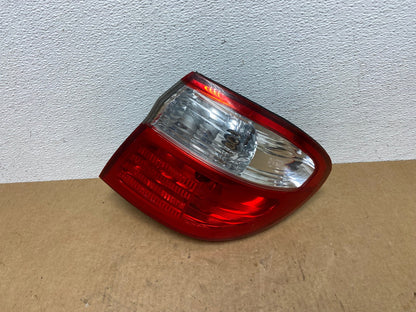 2000 - 2001 Infiniti i30 Right Passenger Rh Side Tail Light Oem AC2875 LK0